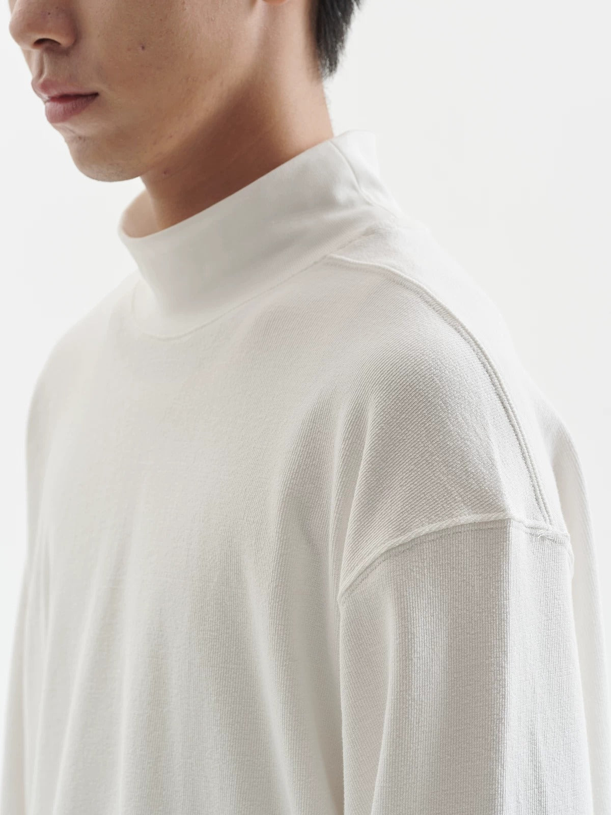 BUTTBILL Unisex Textured Combed Cotton Relaxed Long-Sleeve Tee090