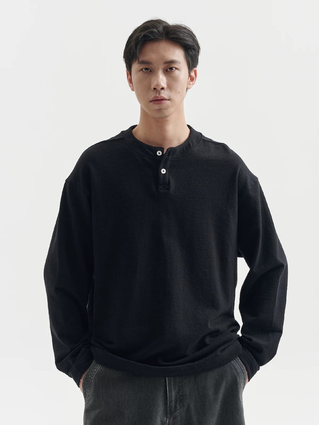 BUTTBILL Unisex Minimalist Long-Sleeve Henley Tee112