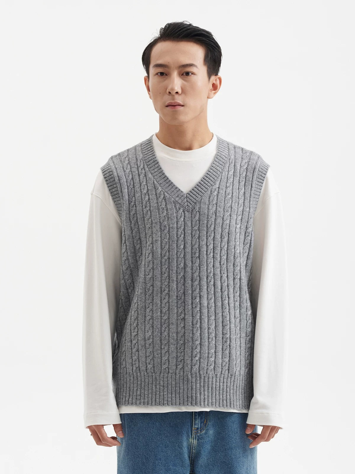 BUTTBILL Relaxed Cable-Knit V-Neck Lambswool-Blend Sweater Vest073
