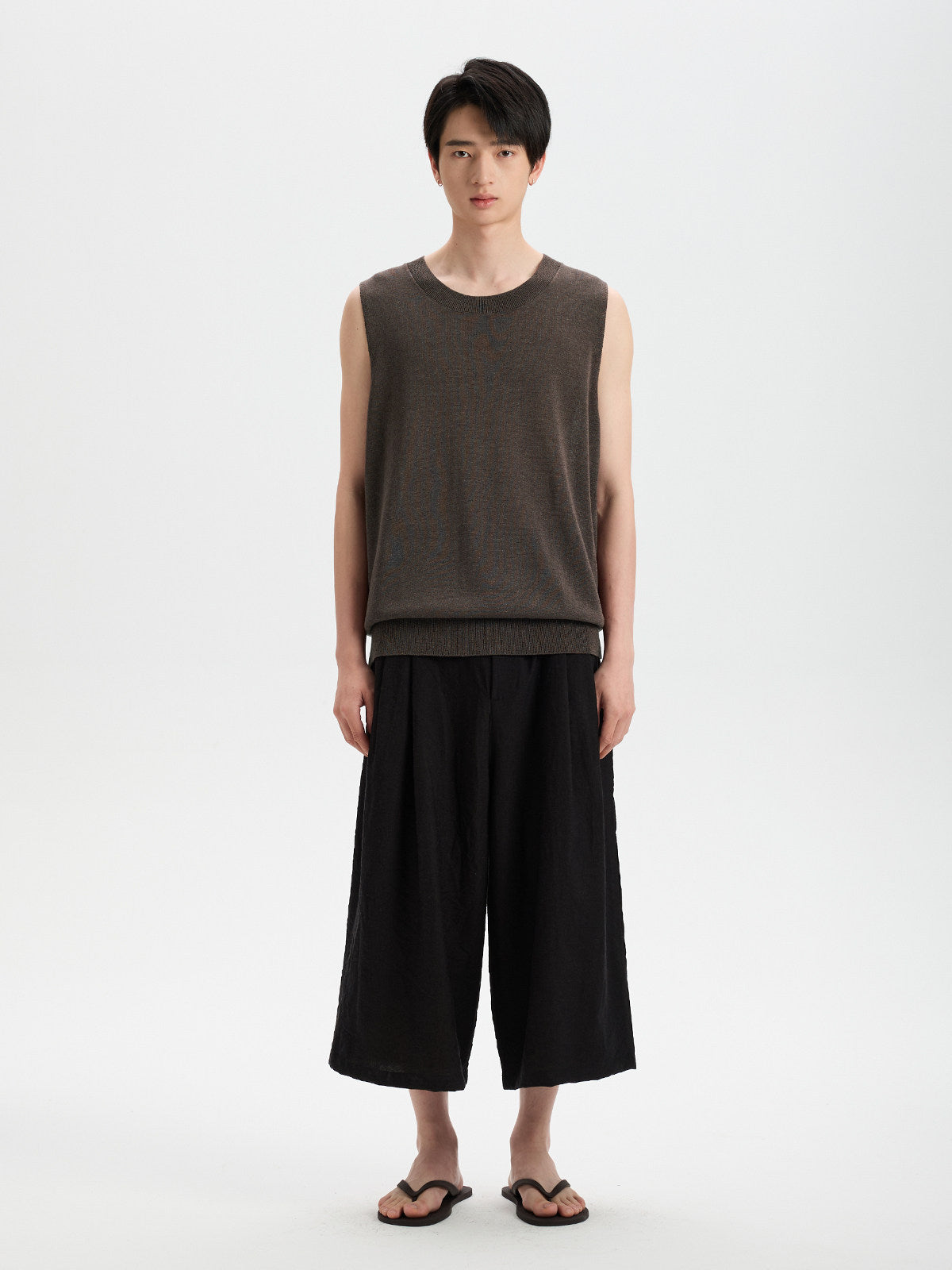 BUTTBILL Classic Tencel-Linen Blend Crewneck Knit Vest