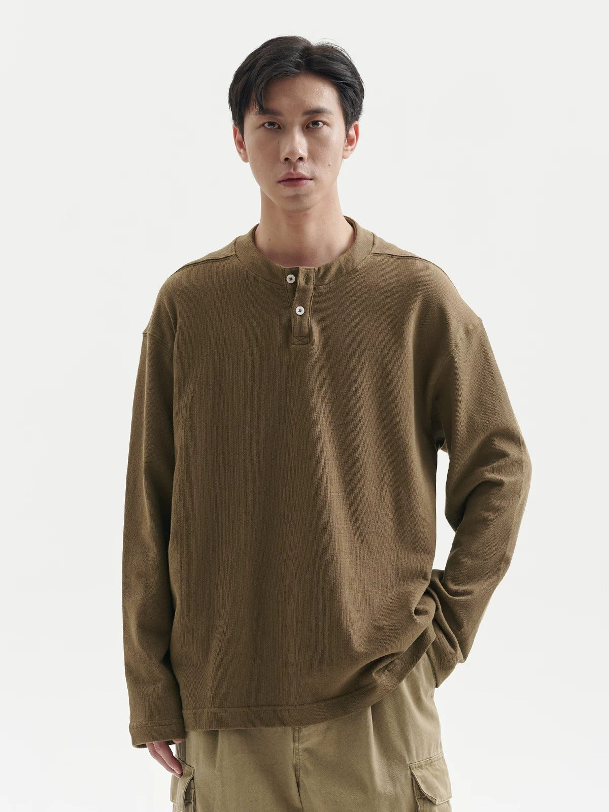 BUTTBILL Unisex Minimalist Long-Sleeve Henley Tee112