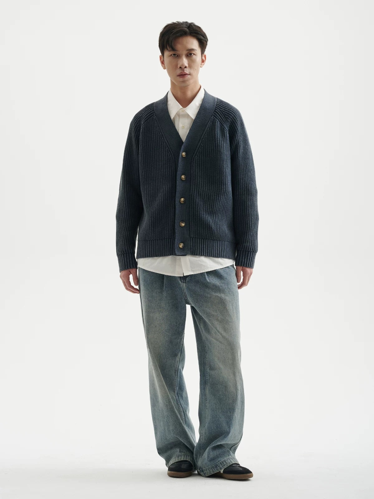BUTTBILL Men's Stonewashed 32s Cotton V-Neck Cardigan Jacket091