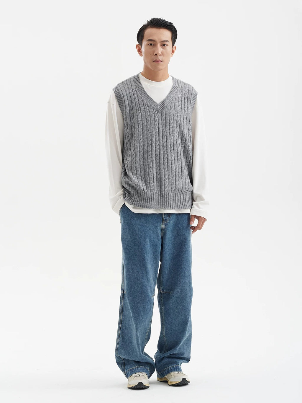 BUTTBILL Relaxed Cable-Knit V-Neck Lambswool-Blend Sweater Vest073