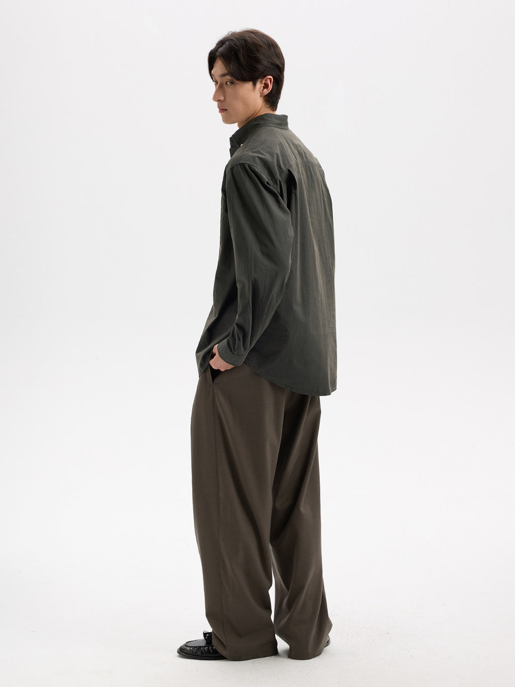 BUTTBILL Unisex High-Density Washed Cotton Concealed Placket Long-Sleeve Shirt021