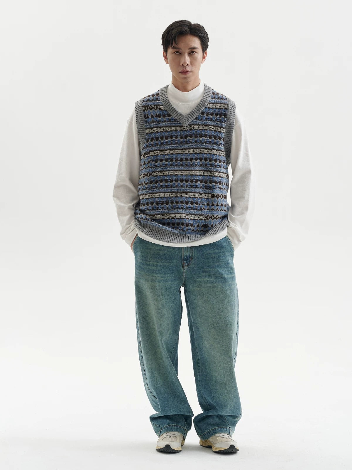 BUTTBILL Men's Relaxed Fair Isle Lambswool V-Neck Sweater Vest092