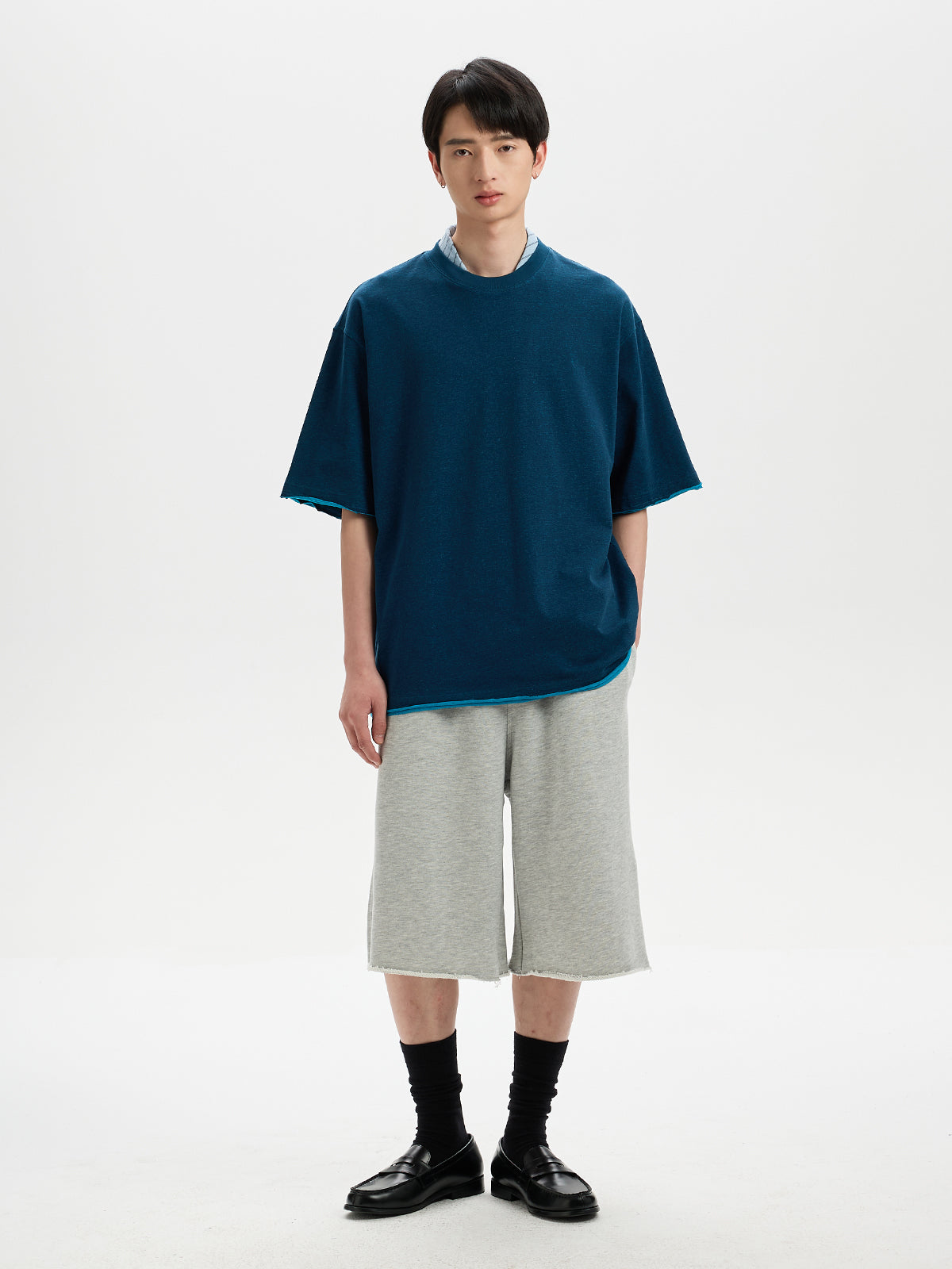 BUTTBILL SS26 Unisex Double-Yarn Cotton Inside-Out Contrast T-Shirt with Rolled Edge