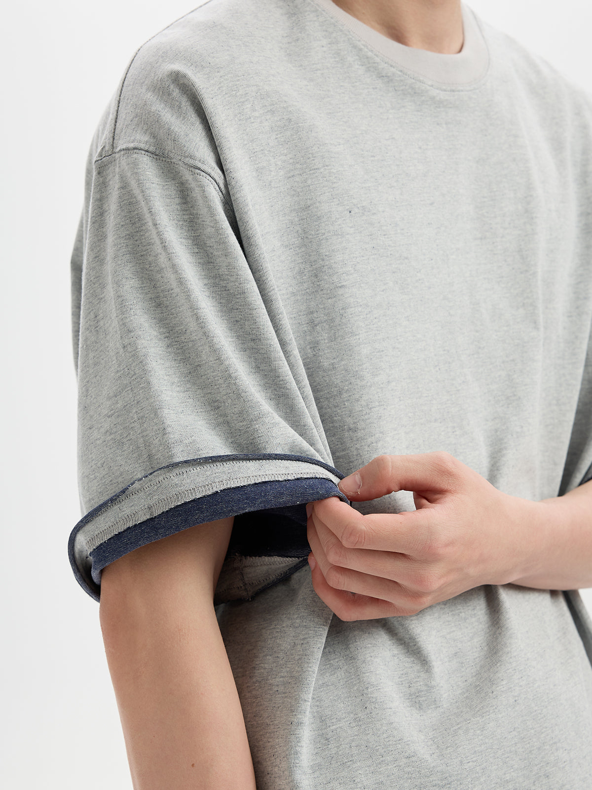 BUTTBILL SS26 Unisex Double-Yarn Cotton Inside-Out Contrast T-Shirt with Rolled Edge