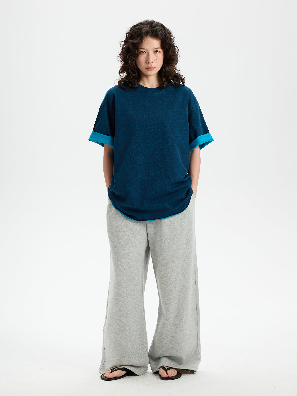 BUTTBILL SS26 Unisex Double-Yarn Cotton Inside-Out Contrast T-Shirt with Rolled Edge