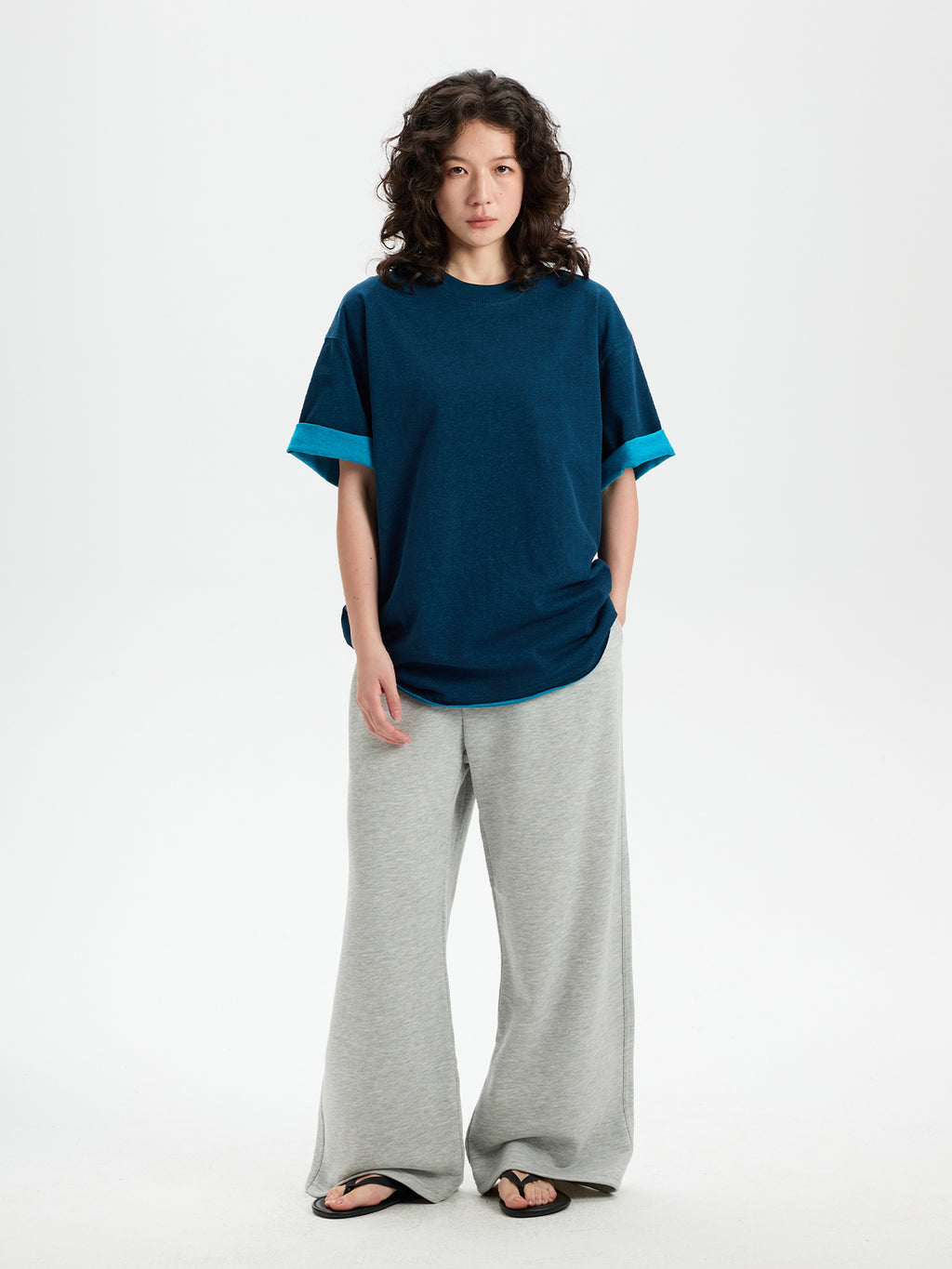 BUTTBILL SS26 Unisex Double-Yarn Cotton Inside-Out Contrast T-Shirt with Rolled Edge