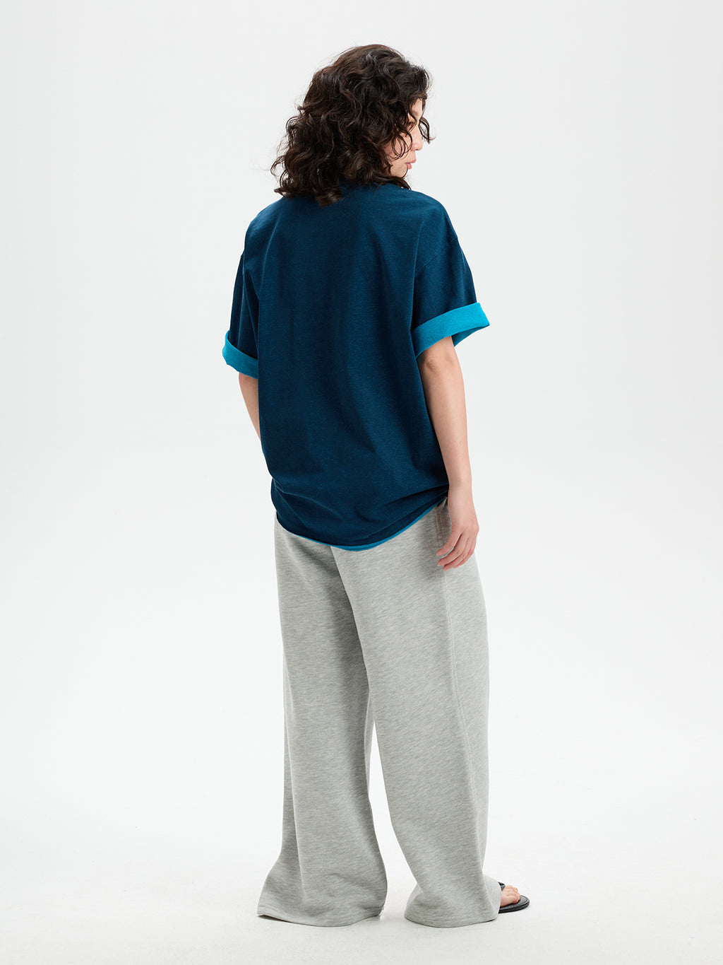 BUTTBILL SS26 Unisex Double-Yarn Cotton Inside-Out Contrast T-Shirt with Rolled Edge