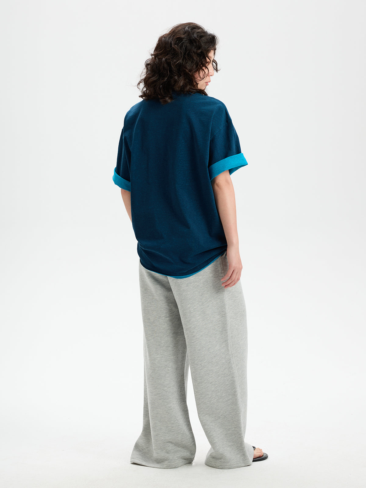 BUTTBILL SS26 Unisex Double-Yarn Cotton Inside-Out Contrast T-Shirt with Rolled Edge